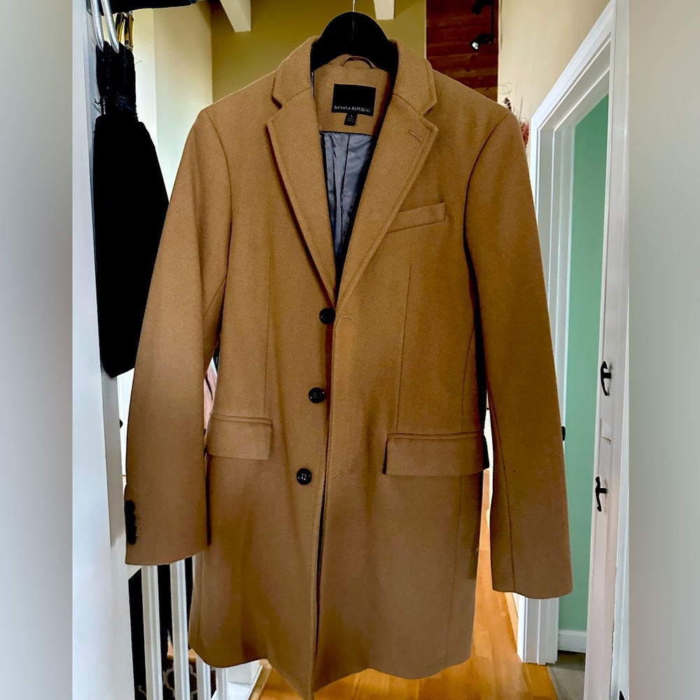 Banana Republic Camel Top Coat